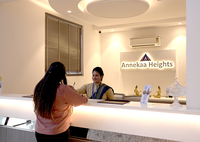 many-reasons-why-devotees-prefer-to-stay-at-annekaa-heights-vrindavan